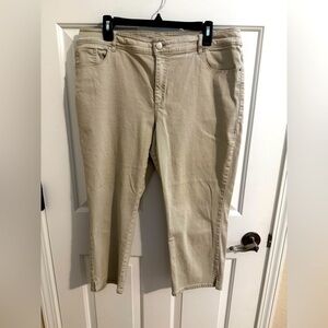 Chico's Platinum Crop Jeans Khaki 5 Pocket Notch Hem Size 2.5, 14 XL